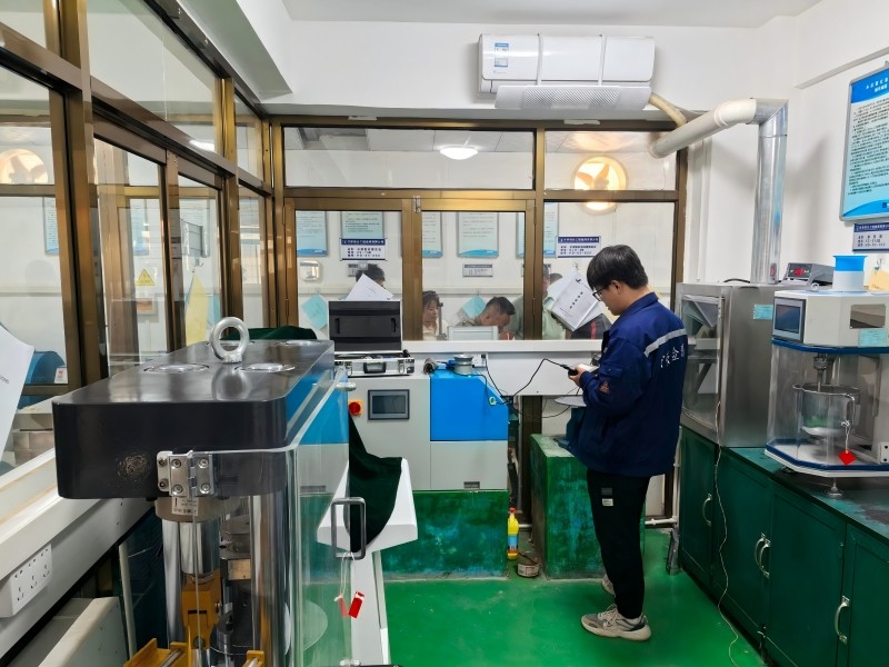 甘肅恒達工程檢測有限公司全面完成2025年度儀器設備檢定校準工作